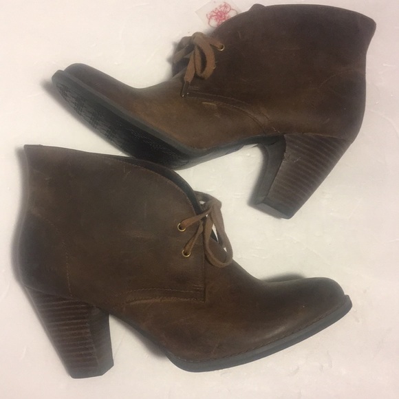 INDIGO by CLARKS Distressed Leather Bootie - Picture 2 of 6